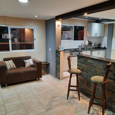 Apartament Alojamiento Don Cris Corrientes Zewnętrze zdjęcie