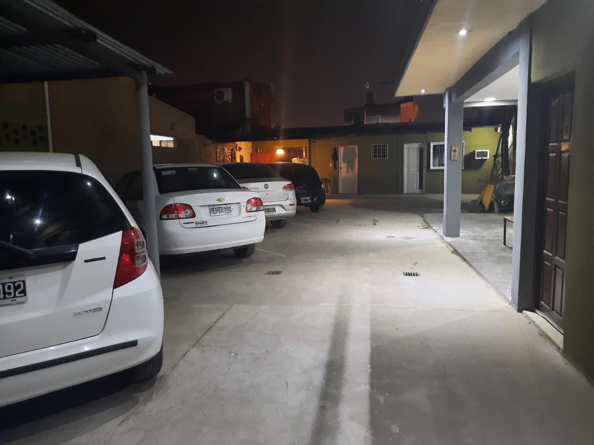 Apartament Alojamiento Don Cris Corrientes Zewnętrze zdjęcie