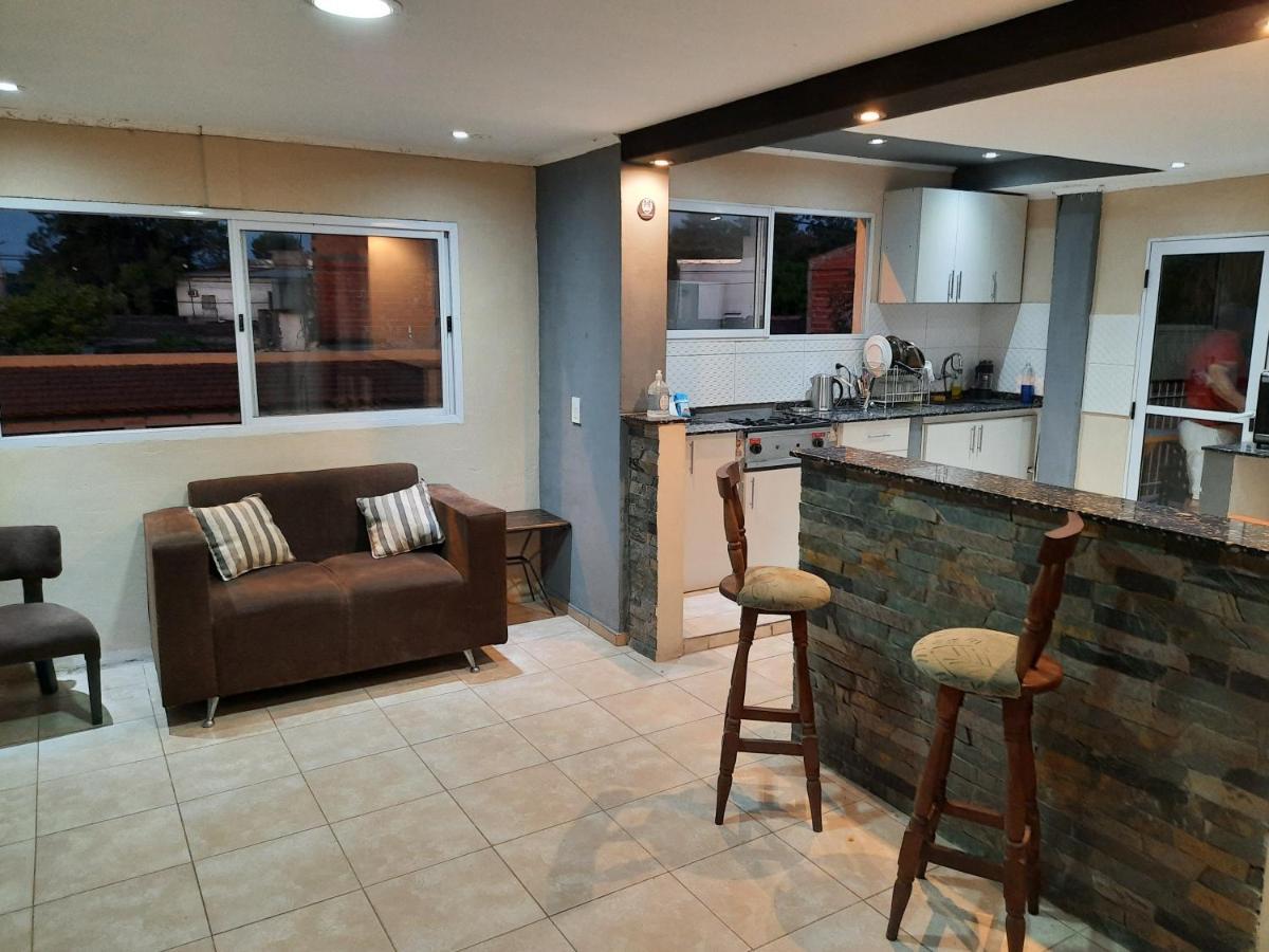 Apartament Alojamiento Don Cris Corrientes Zewnętrze zdjęcie